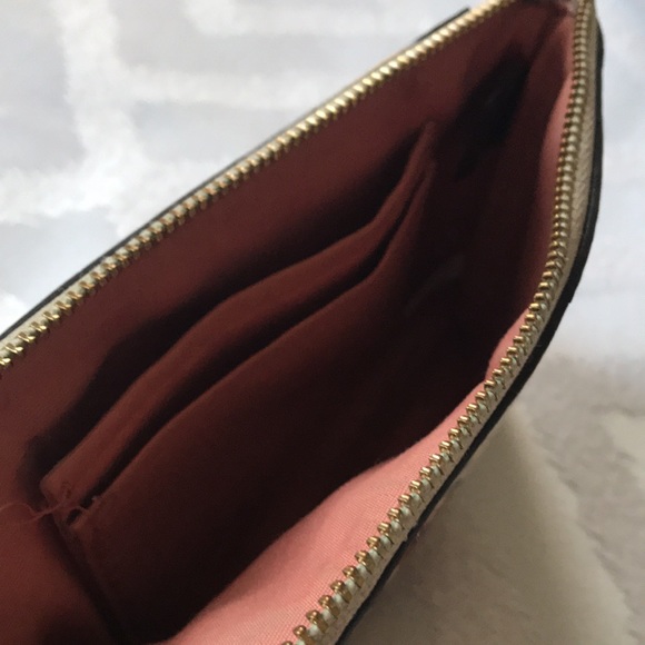 Coach Wristlet - Picture 7 of 9